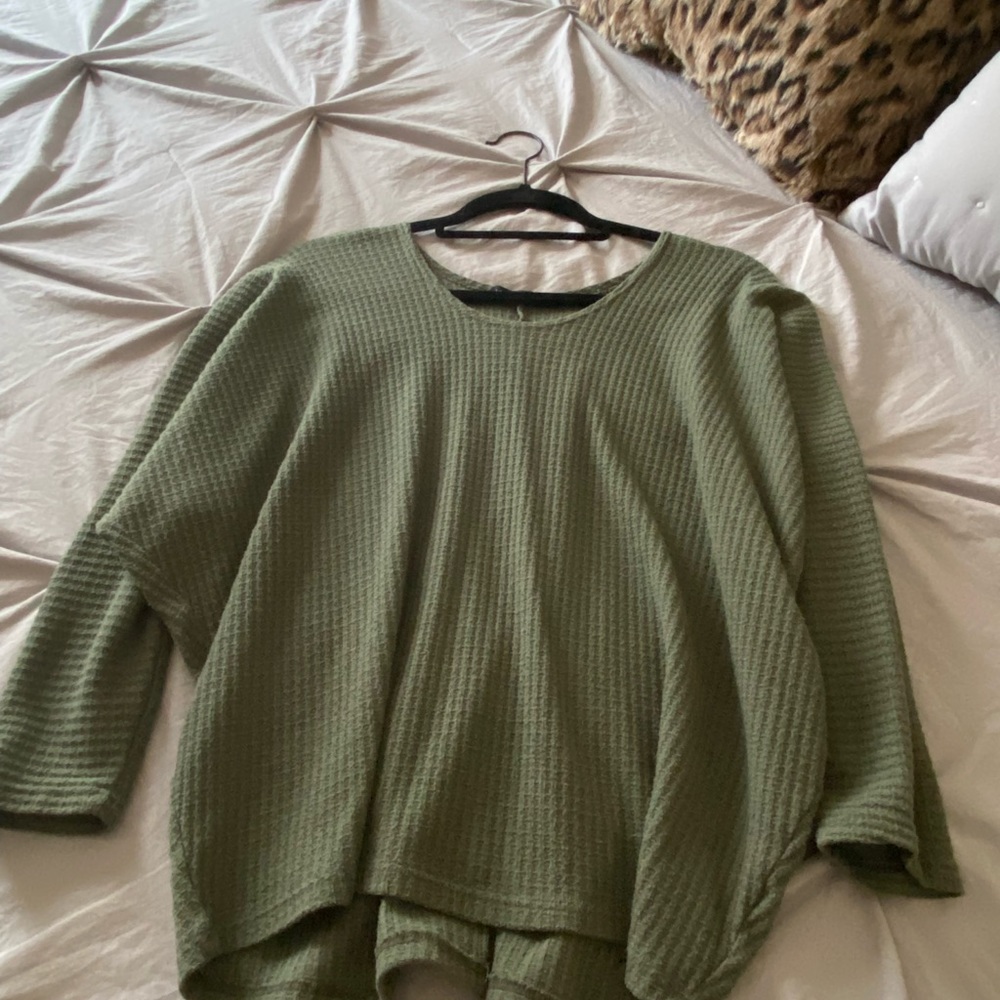 Kim & Cami medium long sleeve